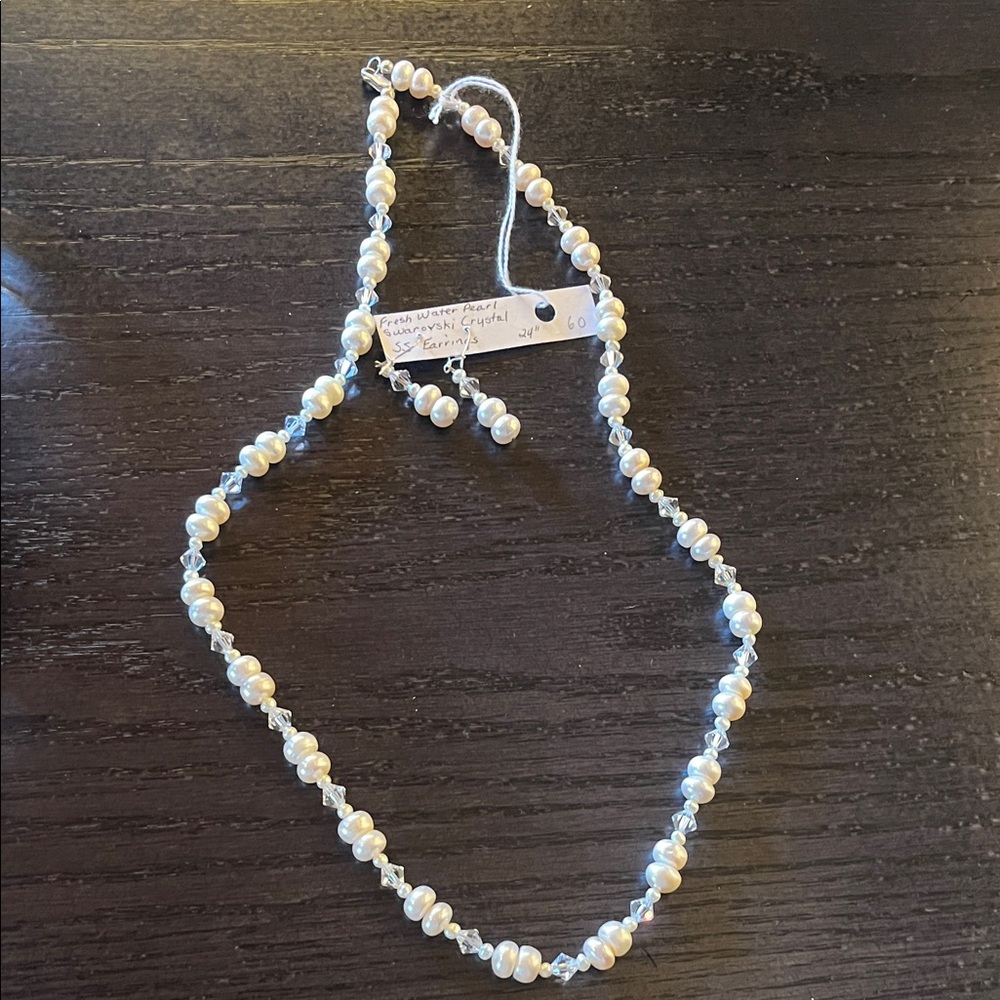 Freshwater Pearl and Swarovski Crystal Necklace NWT
